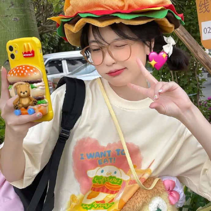 爱上小男人